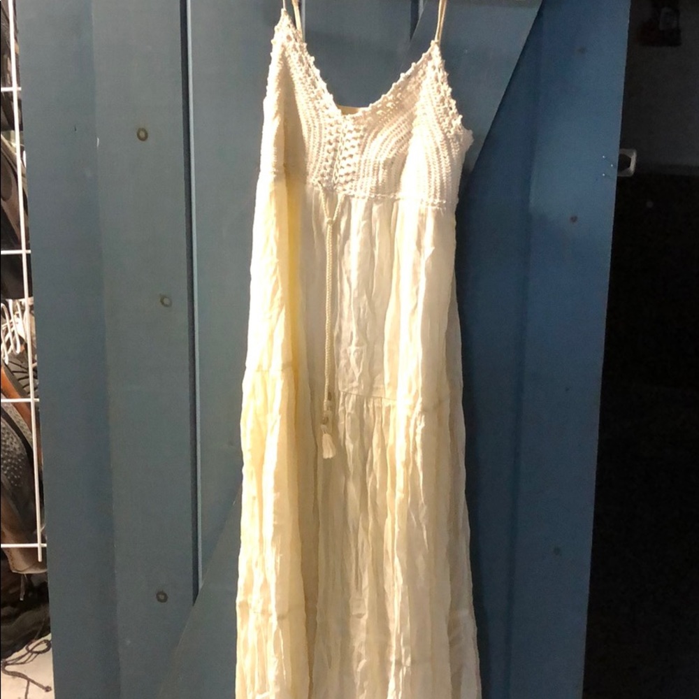 Ivory maxi, worn once